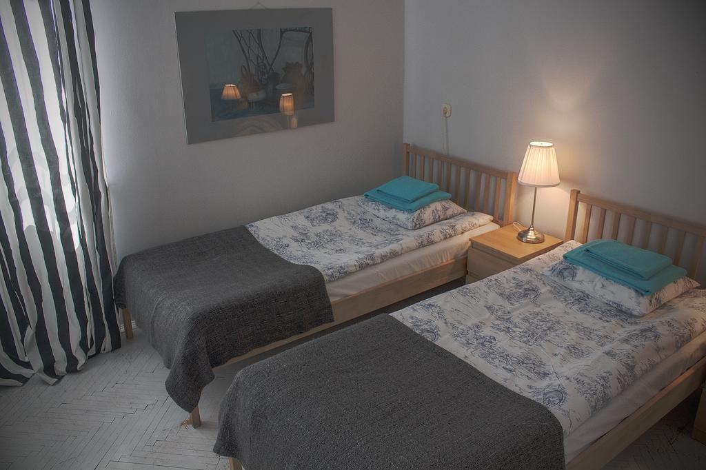 Koro De Varsovio - Apartament Chmielna 6 المظهر الخارجي الصورة