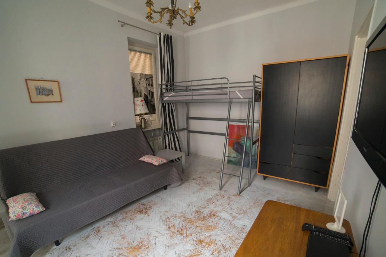Koro De Varsovio - Apartament Chmielna 6 المظهر الخارجي الصورة